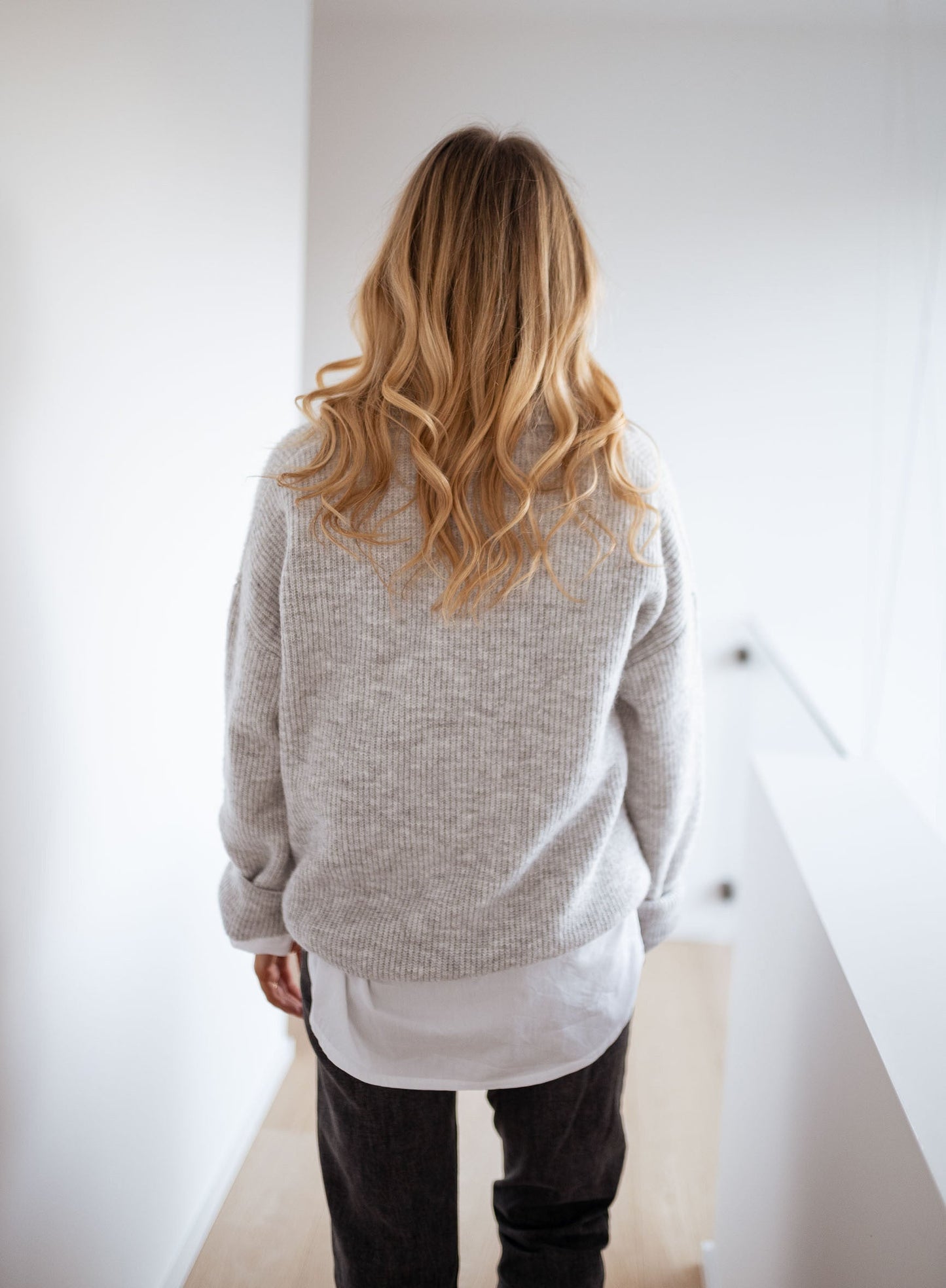 Louise Boutique - Pull gris en maille
