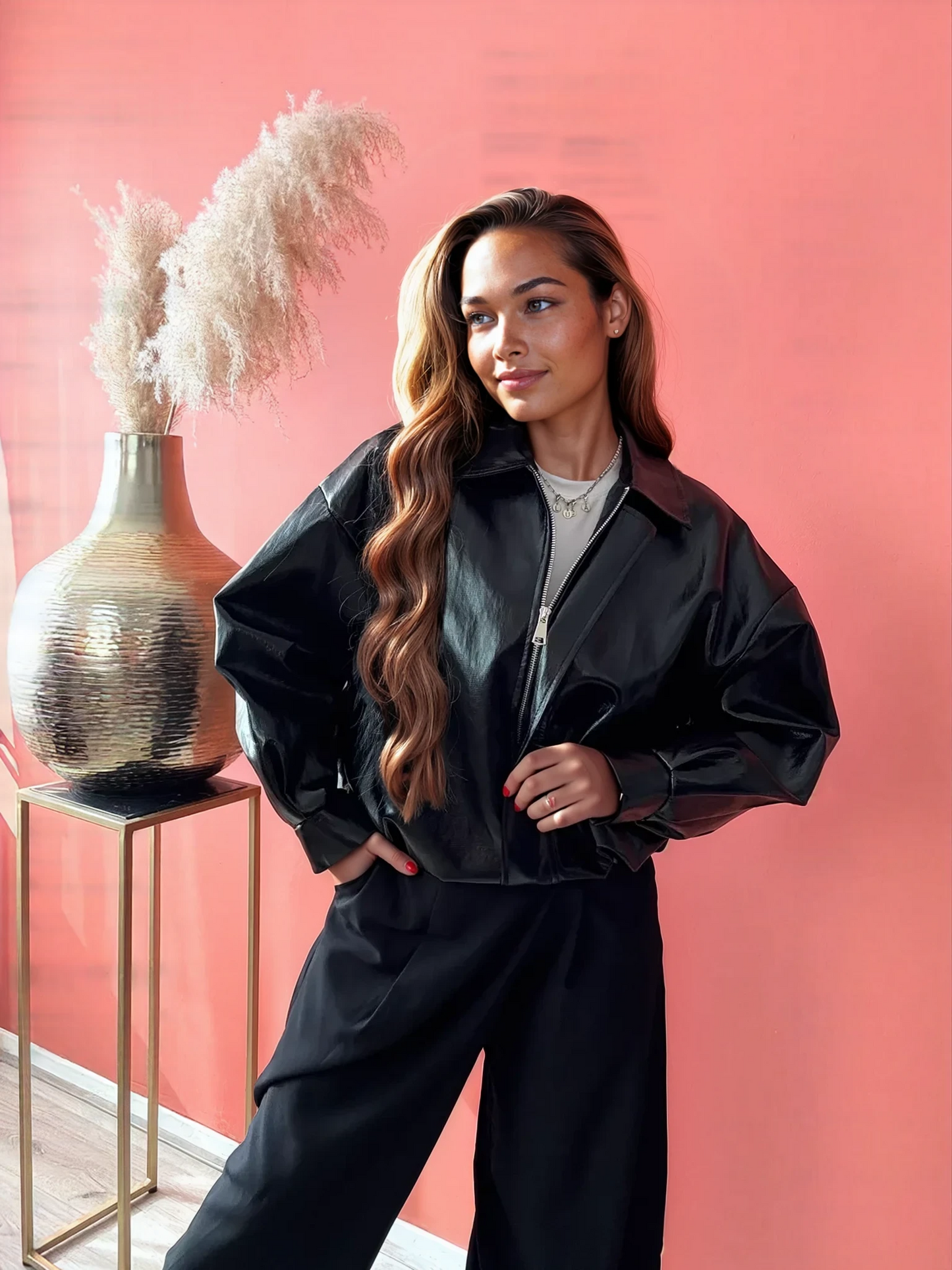 Louise Boutique - Bomber Brillant Noir