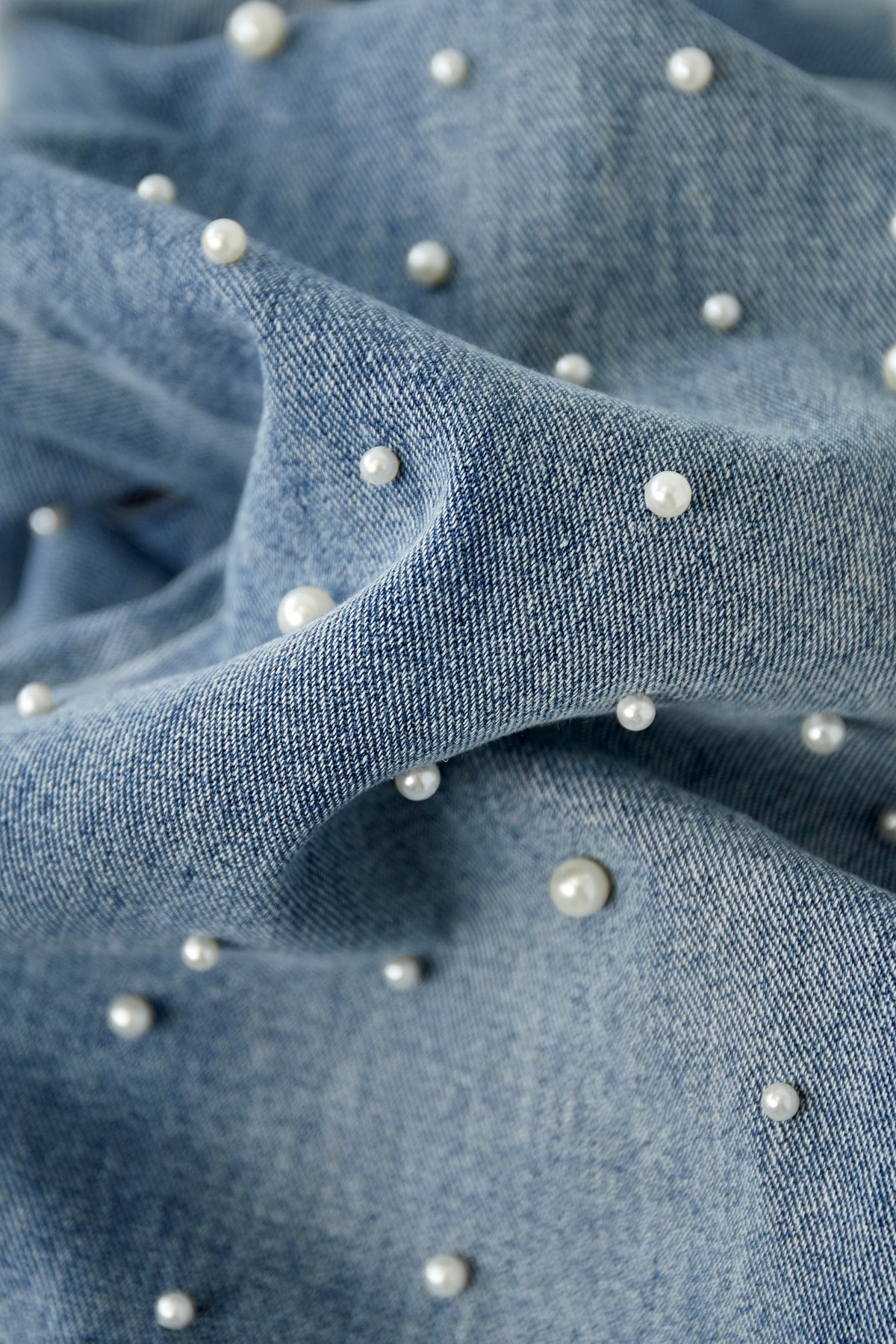 Louise Boutique  – Denim & Pearls