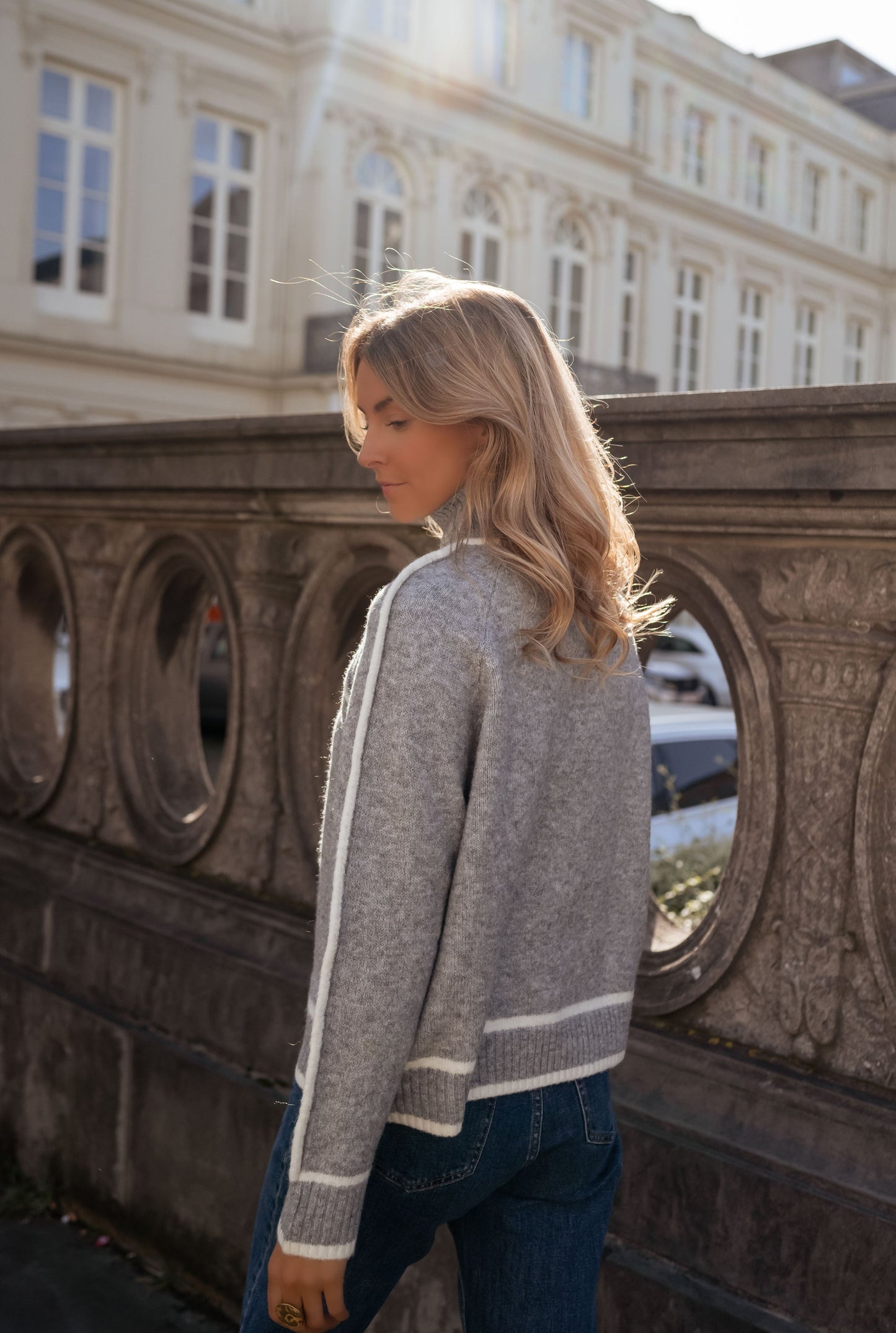 Louise Boutique - Pull en tricot gris