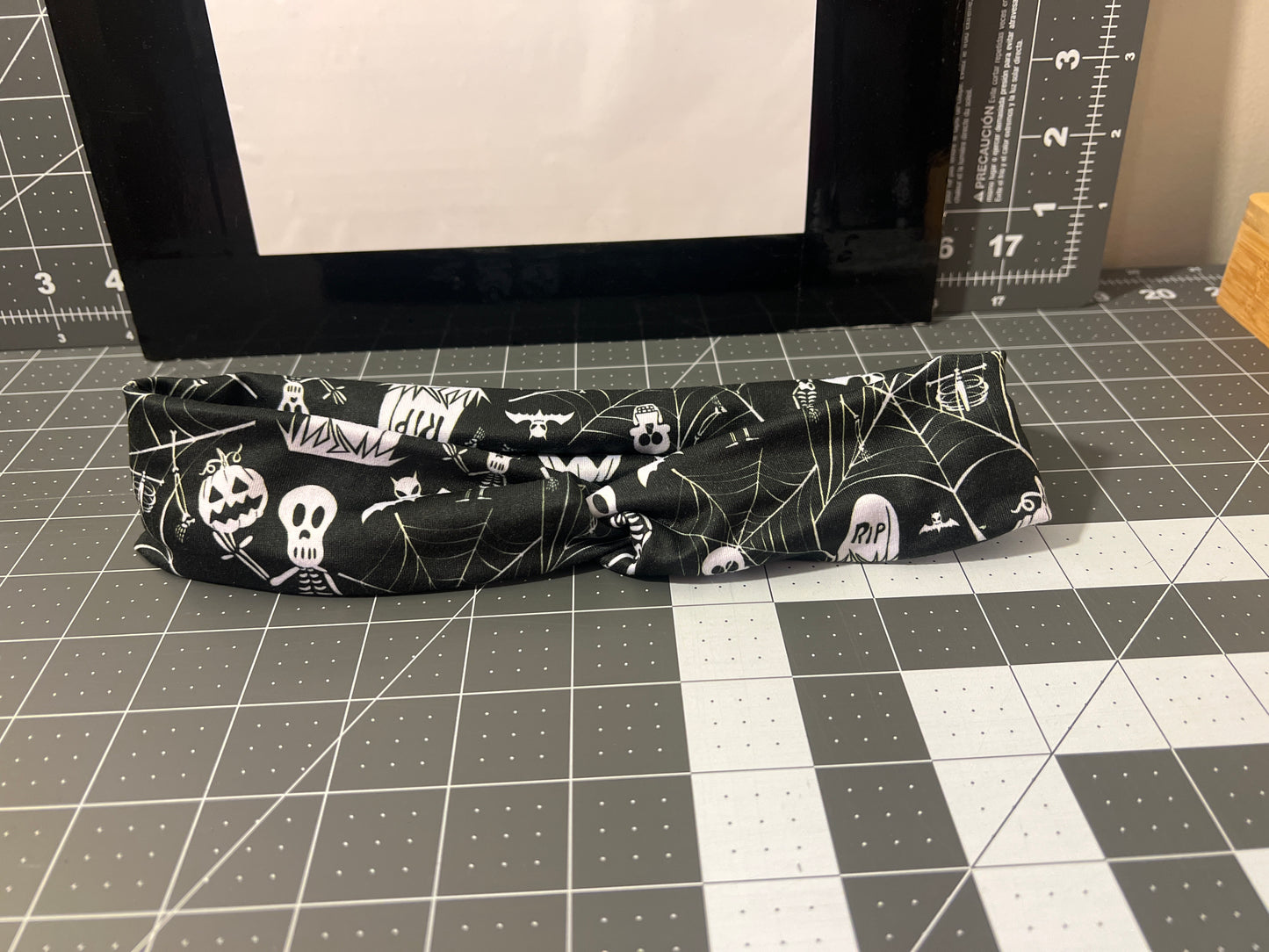 One adult size twist headband Halloween fright